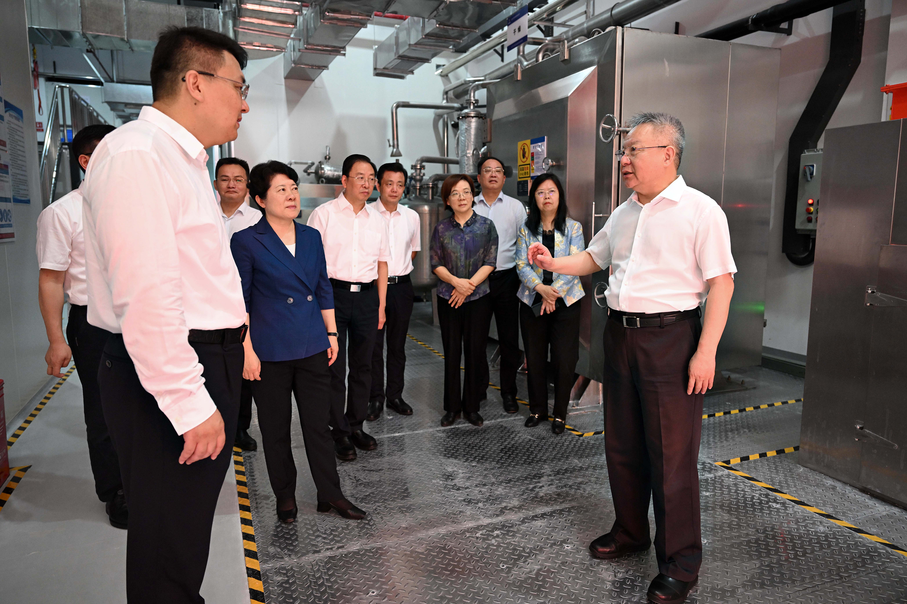 ��������������Դ��ҵ���������칤ҵ����߸���ֵ���¹���