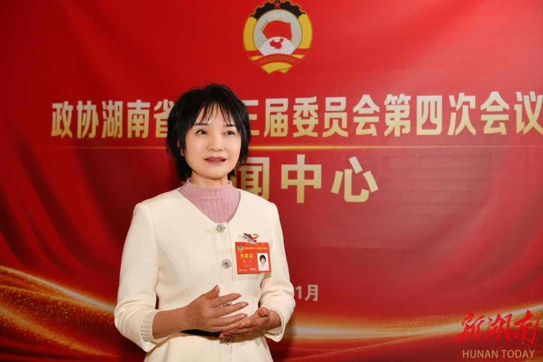 ý���ұ��ح��������ҵ��ɫ����ת����������������ɾ�����